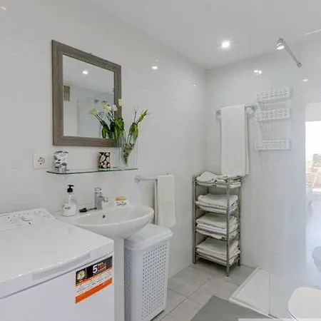 Wonderful With Water Park And Sea Views Apartment Benalmadena