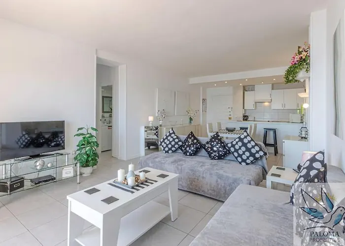 Wonderful With Water Park And Sea Views Benalmádena