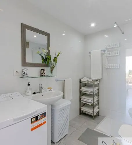 Wonderful With Water Park And Sea Views Apartament Benalmádena