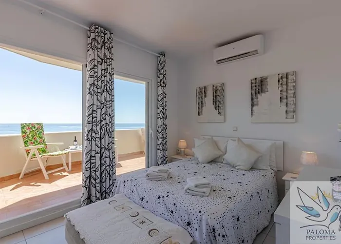 Wonderful With Water Park And Sea Views Apartament