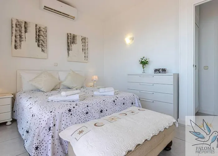 Wonderful With Water Park And Sea Views Benalmádena